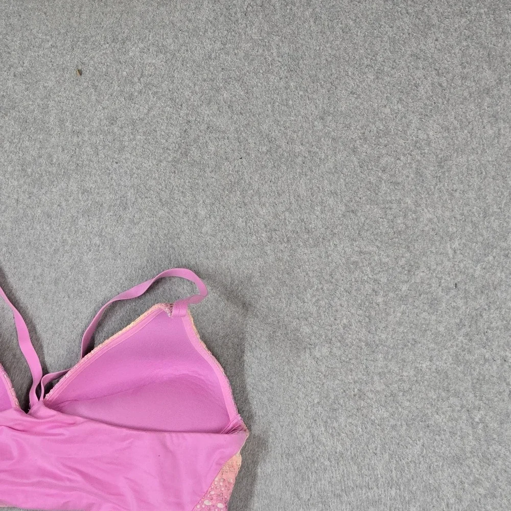 Victoria's Secret Women Bra 36B Pink Geometric Body By Lightly Lined Plunge
